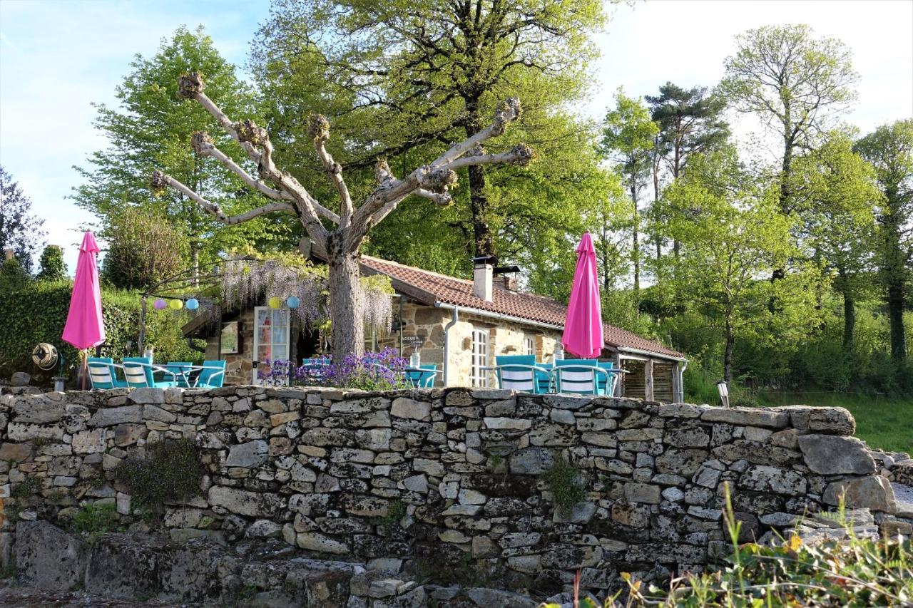 Domaine Les Teuilleres Bed and Breakfast Lacam-dʼOurcet Buitenkant foto