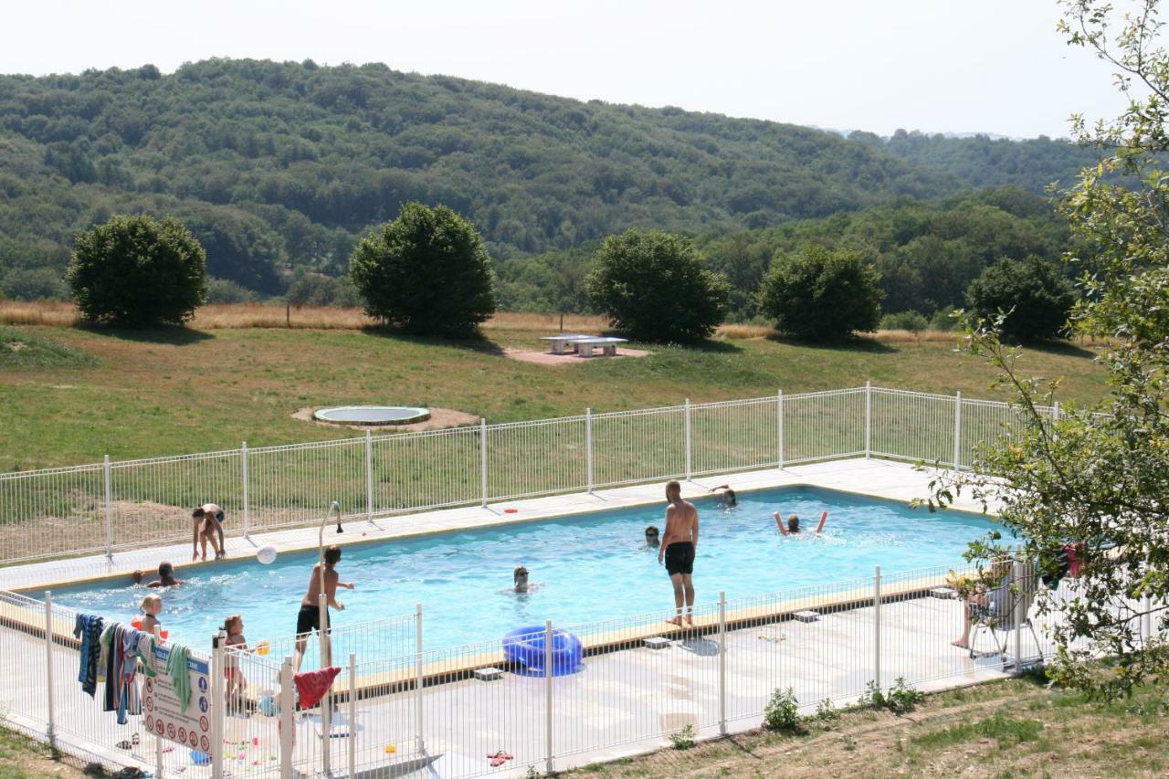 Domaine Les Teuilleres Bed and Breakfast Lacam-dʼOurcet Buitenkant foto
