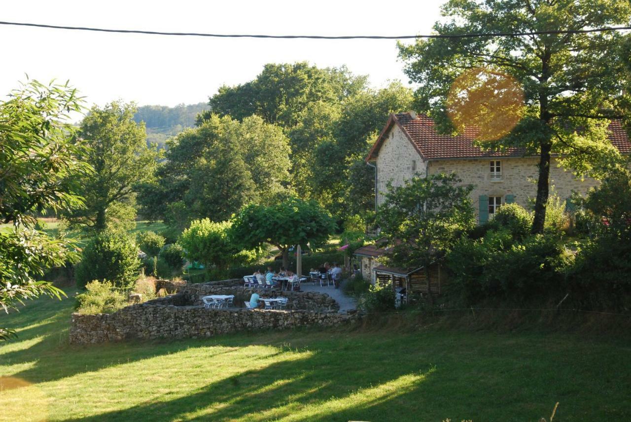 Domaine Les Teuilleres Bed and Breakfast Lacam-dʼOurcet Buitenkant foto