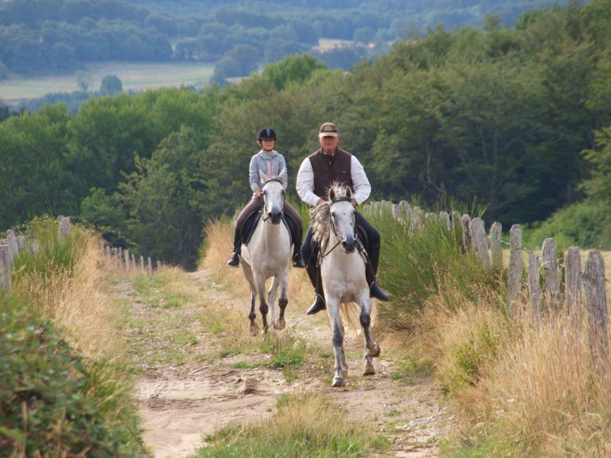 Domaine Les Teuilleres Bed and Breakfast Lacam-dʼOurcet Buitenkant foto